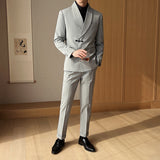 Men’s Retro Solid Color Two-Piece Suit Set – Slim Fit Light Business Outfit with Green Collar